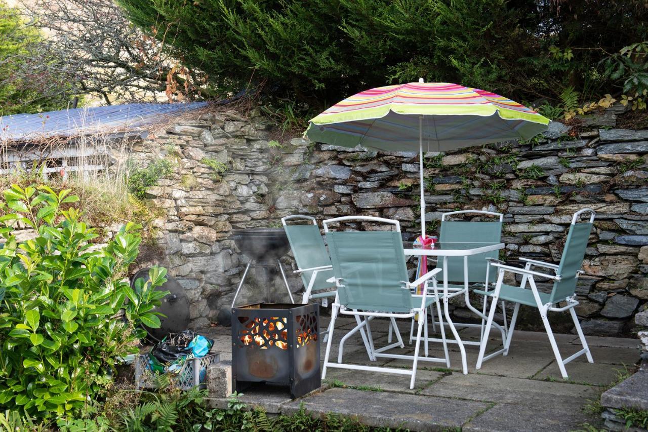 Homely Cottage With Garden And Mountain-View Blaenau Ffestiniog ภายนอก รูปภาพ